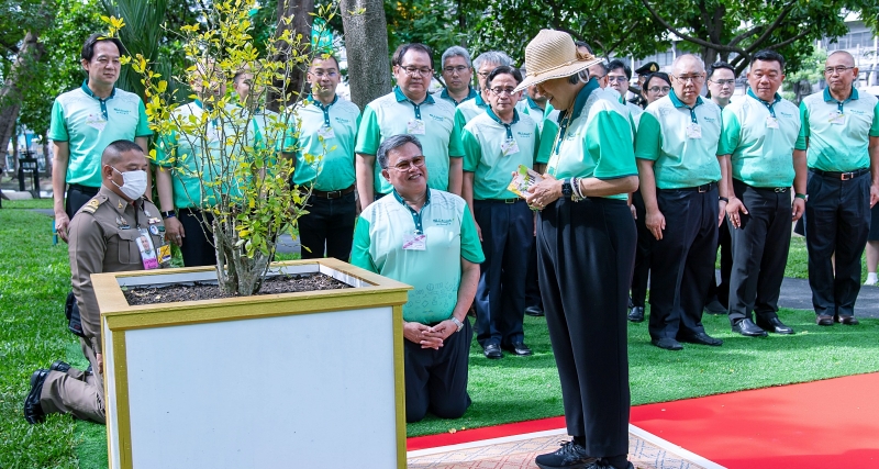 สมเด็จพระกนิษฐาธิราชเจ้า กรมสมเด็จพระเทพรัตนราชสุดาฯ ทรงปลูกต้นไม้เนื่องในวันเข้าพรรษา ประจำปี 2568 